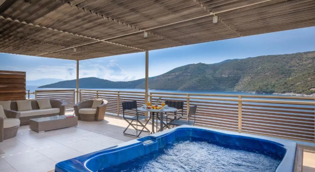 Семейный люкс San Nicolas Resort Hotel