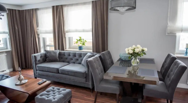 Apartament przy S3, Varaa Huoneisto Hotellit Lubuskie pysäköinnillä, Pysäköinti