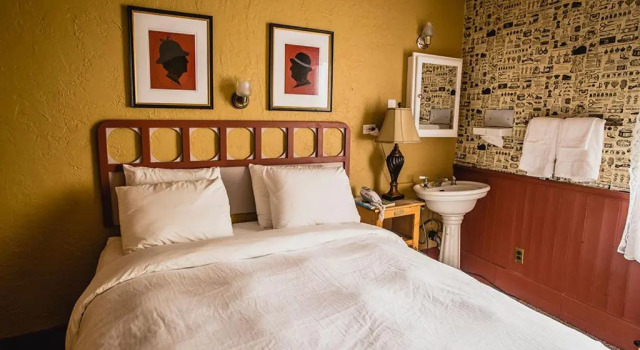 Номер Economy Alaskan Hotel and Bar