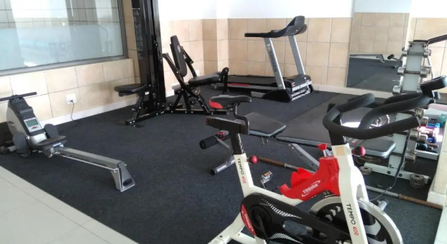 Апартаменты Hibernian Towers 807, Beach Road, Strand