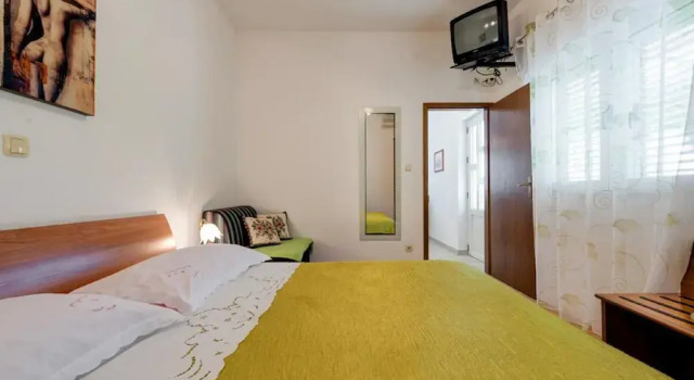 Apartment Tafra 4, Rezerwuj Apartament Hotele w Split-Dalmatia County z parkingiem, Parking