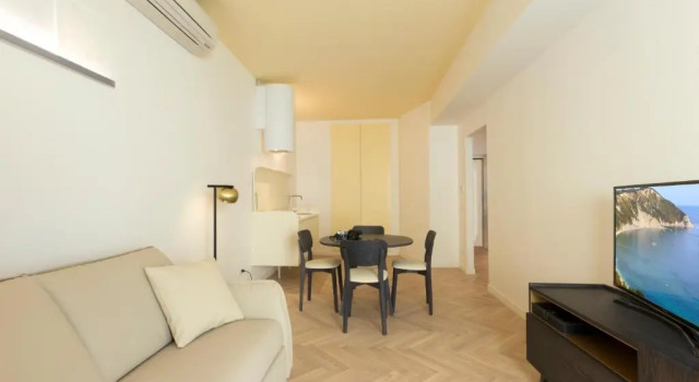 Metropolitan Suites, Забронировать Отель Отели Побережья Марок 3 звезды, 3*