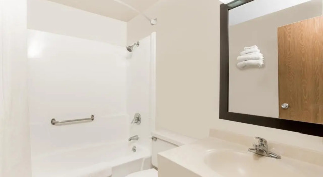 Люкс Red Roof Inn Ames