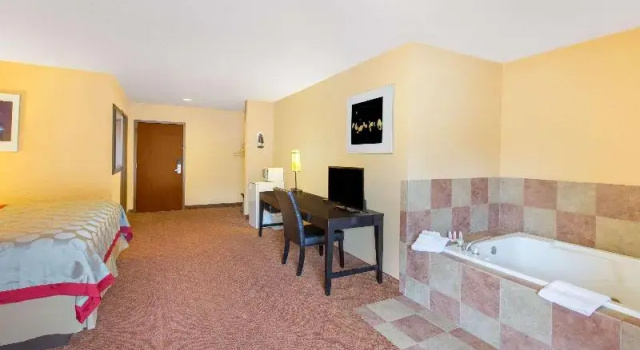 Номер Standard Ramada by Wyndham Maggie Valley