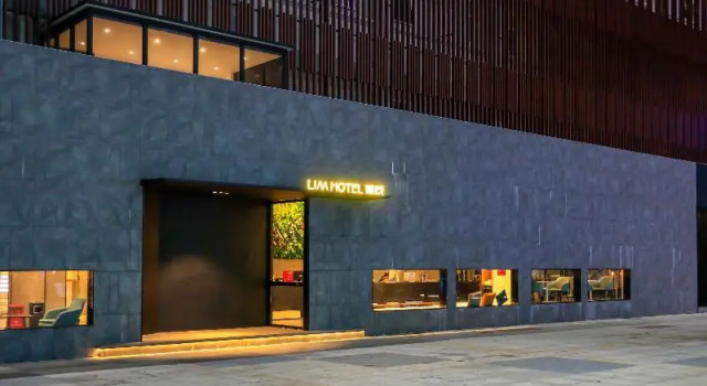 Ibis Styles Hotel (Zhuhai Huafa Shangdu), Boek Hotel Hotels in Guangdong met parkeren, Parkeren