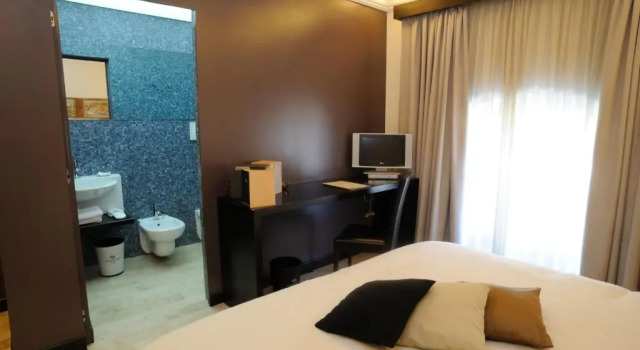 Полулюкс Ucciardhome Hotel