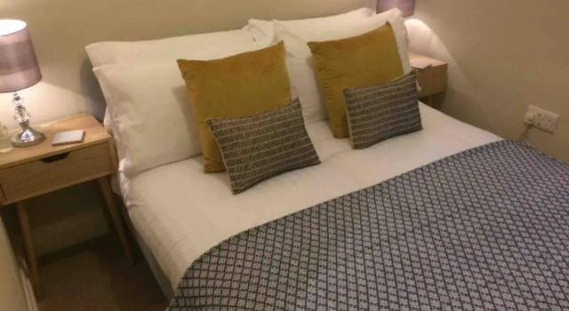 Beautiful Bath Apartment in iconic Milsom Street Location