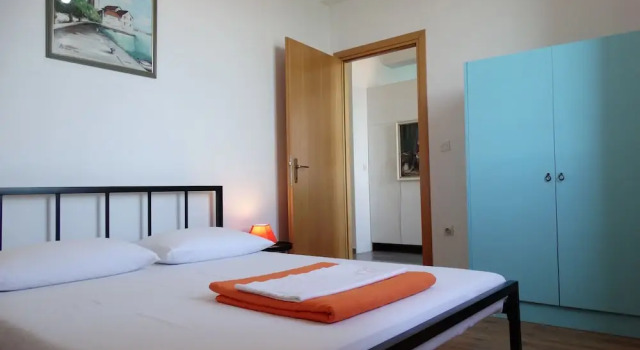 House Skeljo, Забронировать Отель Отели Каштел Старей 3 звезды, 3*