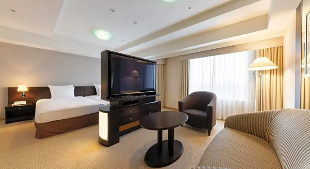 Четырёхместный номер Executive ANA Crowne Plaza Toyama by IHG