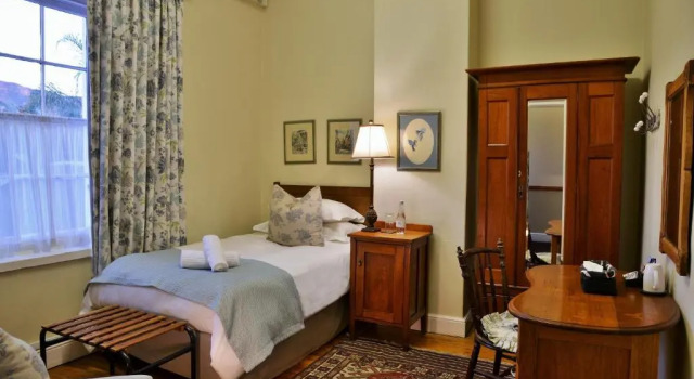 Mont d'Or Swartberg Hotel, Book Hotel Prince Albert Western Cape