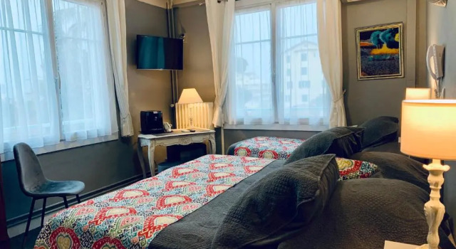 Трёхместный номер Standard Hôtel Le Pré Catelan
