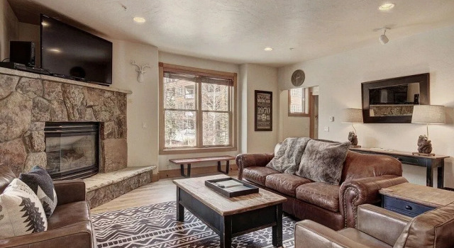 201 Mill Creek (72 River Run Road) 4 Bedroom Condo by RedAwning, Забронировать Апартаменты/квартира Отели Кистон с бассейном, Бассейн