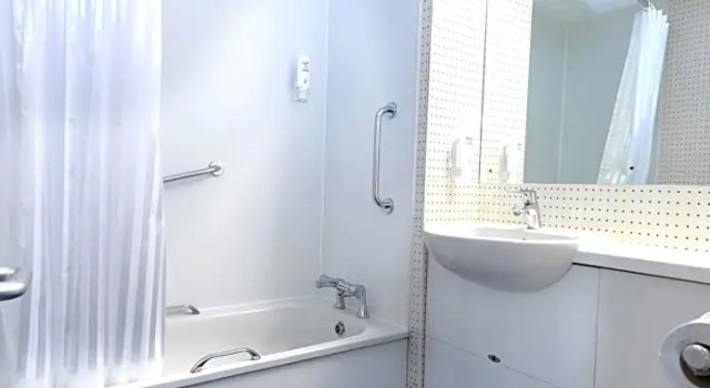 Номер Standard Travelodge Waterford