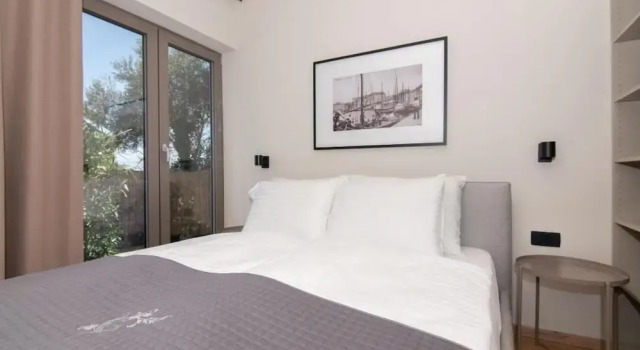 AdeLis Residence