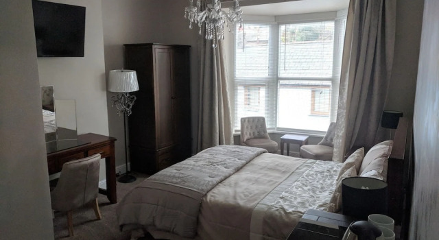 Lion House Bed and Breakfast