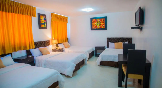 Четырёхместный номер Standard Hotel Presidente Beach Salinas