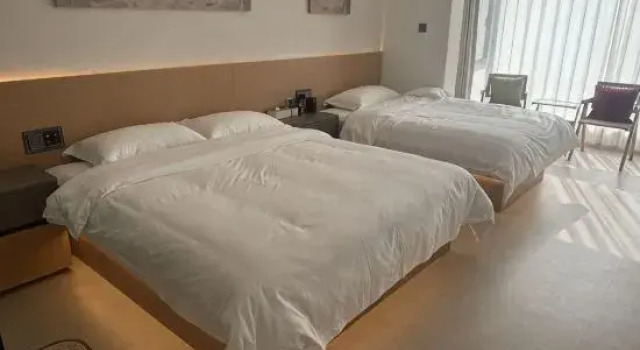 Люкс Kaifeng Tiandou Homestay (Jinming Square)