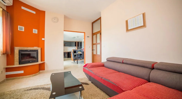 Apartments Ivo Kastel L / Three Bedrooms