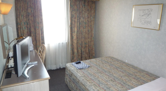 Naha Grand Hotel, Забронировать Отель Отели Наха 3 звезды, рядом с Здание администрации префектуры Окинавы, 3*