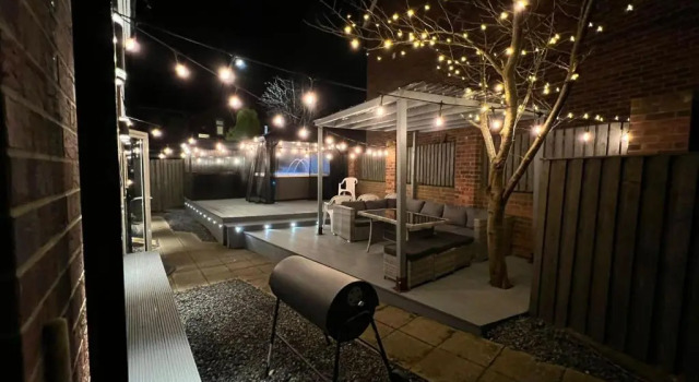Коттедж Numero Uno Detached Aparthouse 7 BR Hot Tub Wifi Parking Contractors and Group Friendly