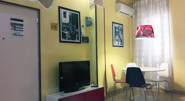 Anastasia Hidden Balcony - An hidden balcony inside Trastevere, Забронировать Апартаменты/квартира Апартаменты Рима, рядом с Площадь Кампо-деи-Фиори, Апартаменты/квартира