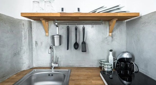 Студия White and Grey Chora