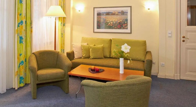 Strand-Park Strand-Park V12, Book Hotel Heringsdorf Usedom