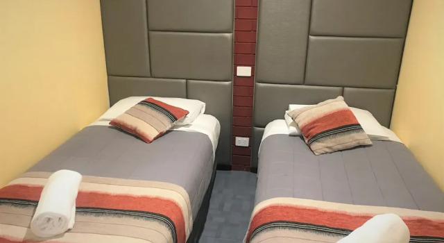 Пятиместный семейный номер Deluxe Toukley Motor Inn