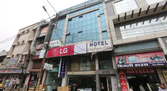 Hotel Comforts Plaza
