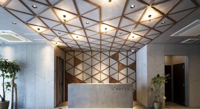 R Hotel Namba South