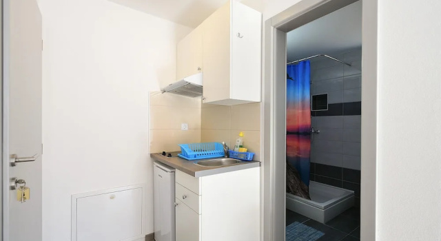 Apartment 1964