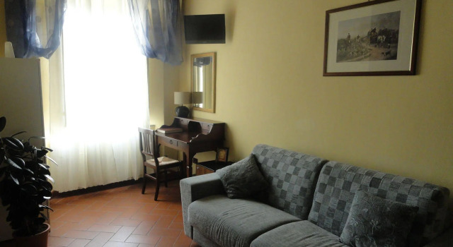 Window To The Tower, Buchen Sie Bed & Breakfast Hotels in Pisa mit Frühstück, Frühstück