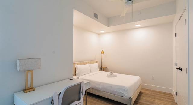 Saiya  1118, Забронировать Апартаменты/квартира Финикс Phoenix Metropolitan Area, рядом с Площадь Исторического наследия