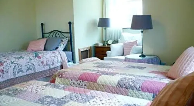 Tyreda, Buchen Sie Bed & Breakfast Ennis 
