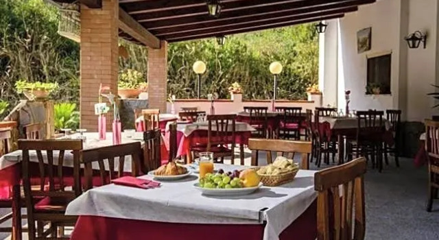 Il Ruscello, Забронировать Отель Отели Чентола 3 звезды, 3*