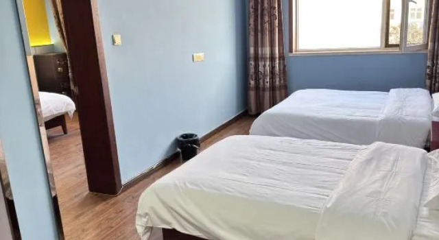 Люкс Xining Kangrong Business Hotel