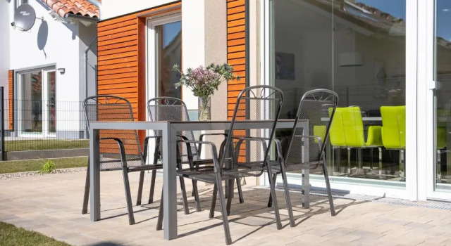Ferienhaus für die ganze Familie - Kamin-Sauna-See, Забронировать Отель Бизнес-отели Краков-ам-Зе, 4* 5*