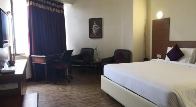 Люкс с видом на город Presidency Kochi City Centre