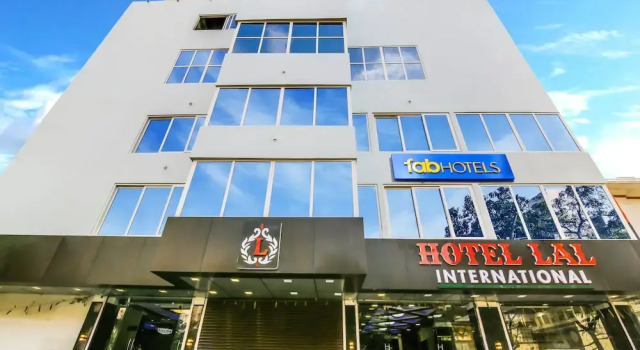 Lal International by FabHotel, Rezervovat Hotel Hotely v Bangalore s parkováním, Parkování