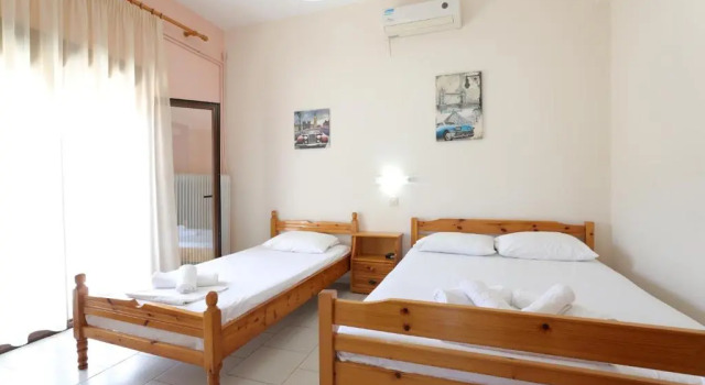 Апартаменты Lotos Apartments