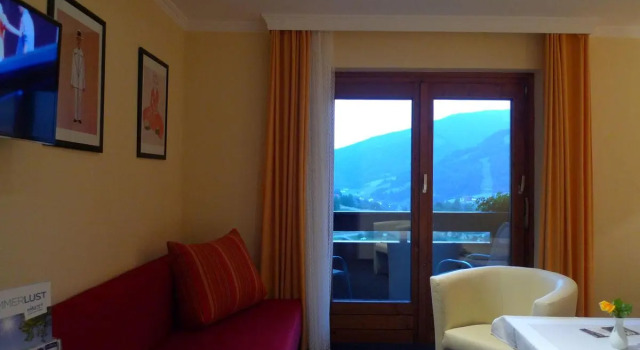 Pension & Appartements Ronacherhof -Mountain Hideaway Slopeside, Забронировать Апартаменты/квартира Апартаменты Бад-Клайнкирххайм, рядом с Горнолыжный подъемник Траттниглифт, Апартаменты/квартира