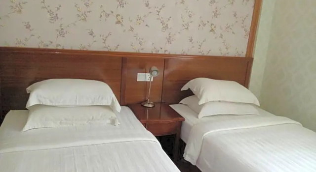 Двухместный номер Deluxe Myanmar Sports Hotel