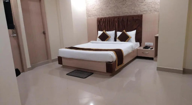 Номер Luxury The Panash Hotel & Banquets