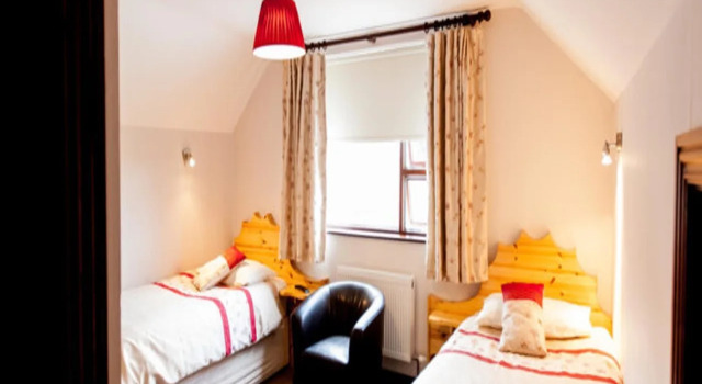 Villa De Porres, Prenota Villa Hotel a Connacht con parcheggio, Parcheggio