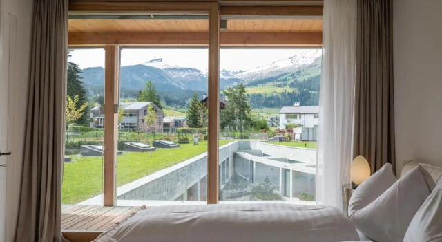 Апартаменты Edelweiss Mountain Suites 04-01