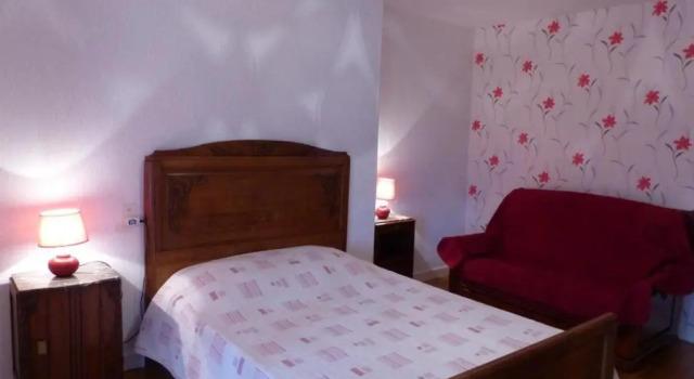 Gîte Saint-Pourçain-sur-Sioule, 5 pièces, 9 personnes - FR-1-489-60, Rezervasyon Otel  