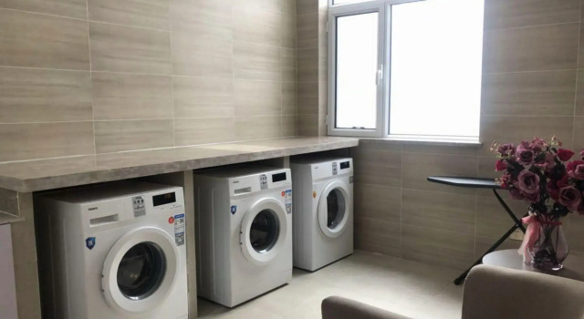 Yalan SEL High-Rise Hotel (Wuliying Subway Station), Rezerwuj Hotel Tanie hotele w Hohhot