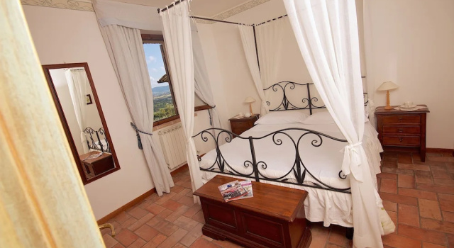 Двухместные апартаменты с балконом и с видом на окрестности Agriturismo Le Colombe Assisi