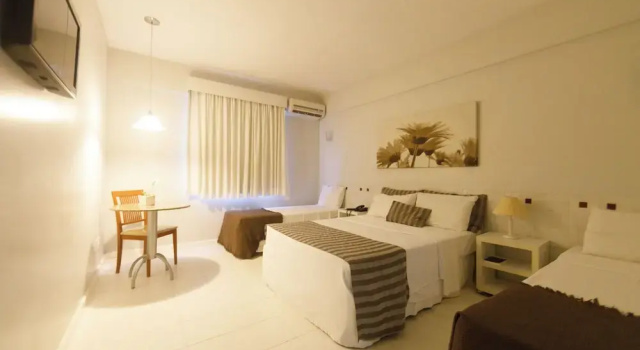 Четырёхместный номер Executive Tarik Fontes Plaza Hotel