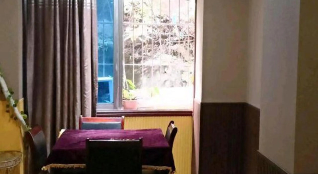 CQYJSWBG, Book Hotel Hoteller i Chongqing med parkering, Parkering